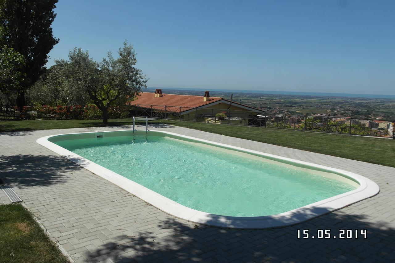 Agriturismo La Vite E Gli Ulivi Ariccia Exterior foto